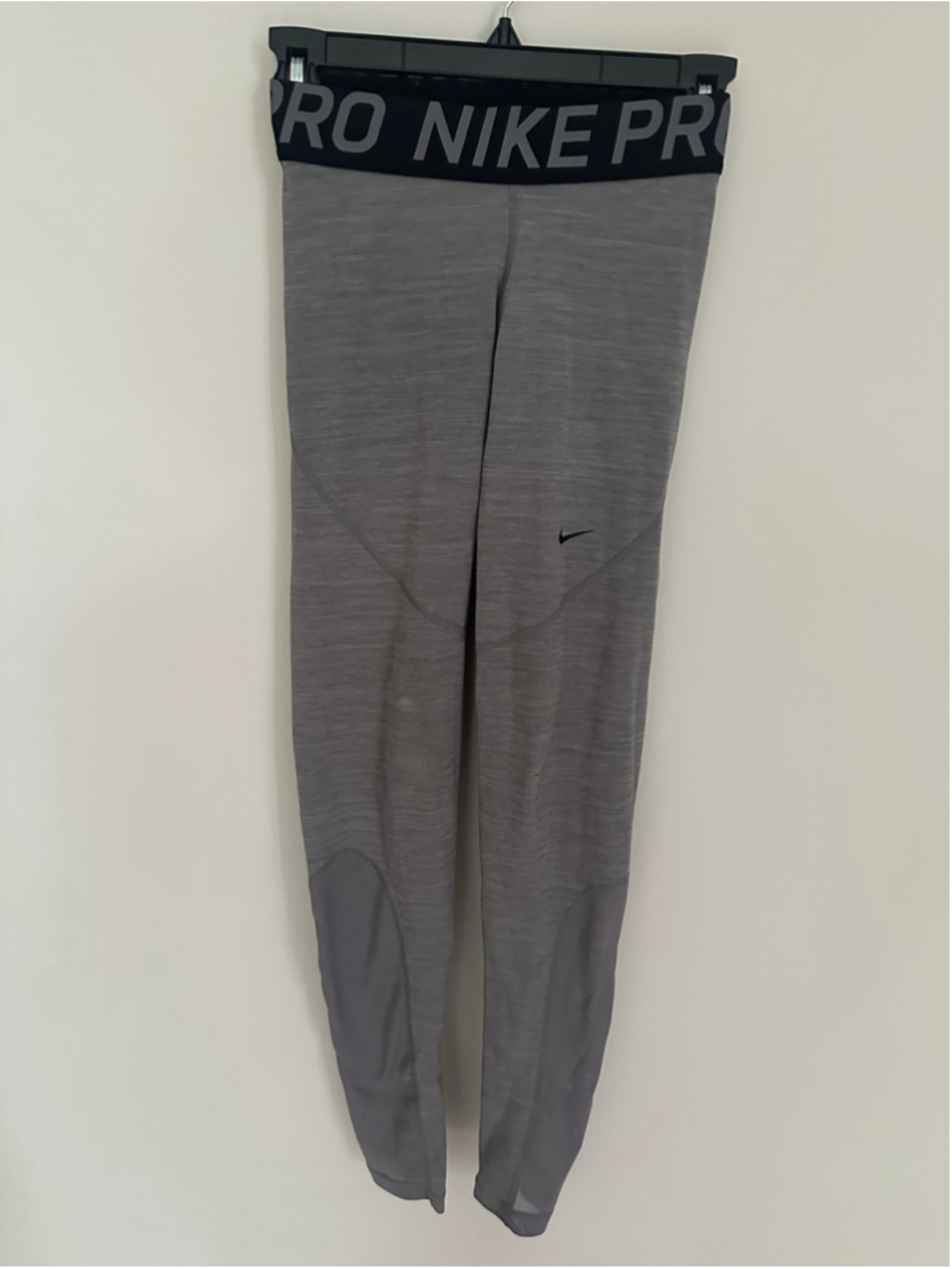 Women's Nike Pro Leggings Size S Grey Black Athletic Pants